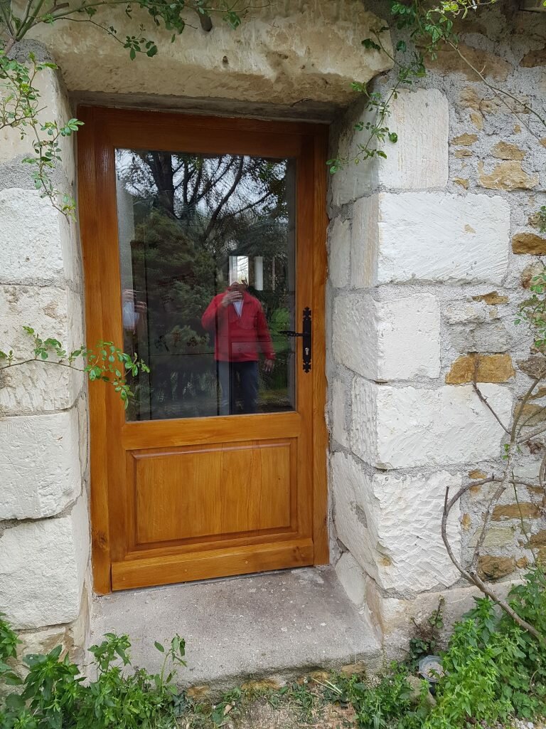 pose-de-porte-rénovation-fabricant-porte-menuiserie-JTB-seine-et-marne-77